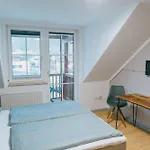 Mountain View Salzburg - Self Check-in - Appartement Grödig