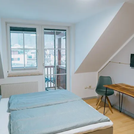 Mountain View Salzburg - Self Check-in - Appartement Grödig